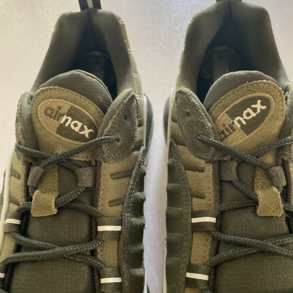 Nike AirMax 98 Sequoia/Medium Olive /Pure Platinum Colorway 640744-300 Sz 10.5 main image 7